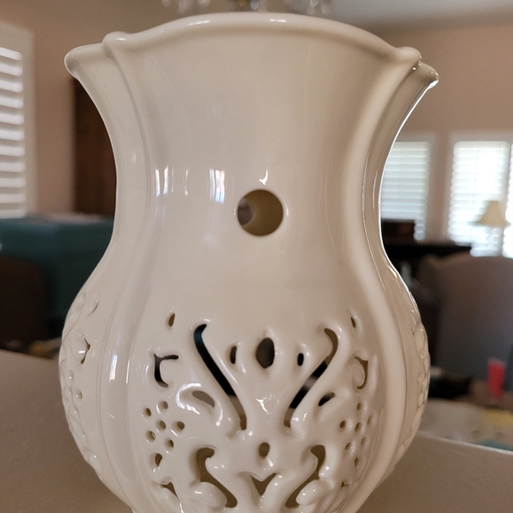 Yankee Candle Other - NEW Yankee Candle Wax Melt Warmer!